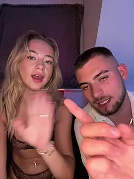 MasonxHer's Live XXX Chat