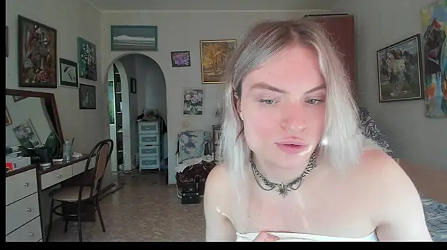 Вебкам-шоу milliKira006
