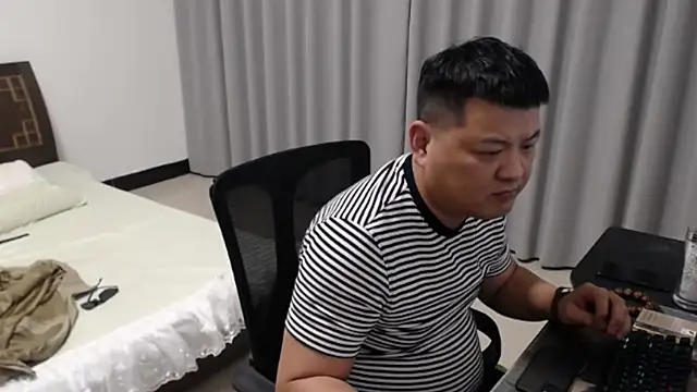 Chat XXX Live zhang1118