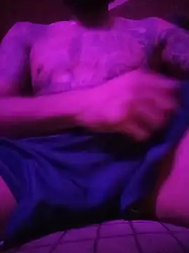 Kerryflon Adlı Modelin Canlı XXX Sohbeti