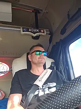 adas- – Naživo XXX chat