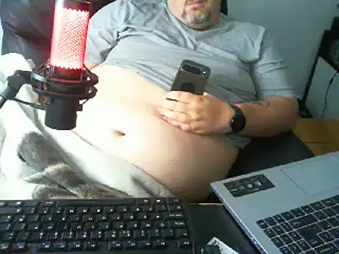 bigcuddlebear69er's Live XXX Chat
