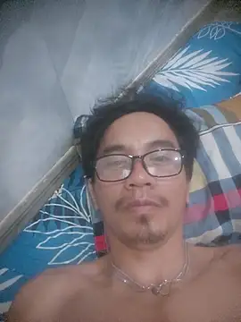 traiwe06 লাইভ XXX চ্যাট