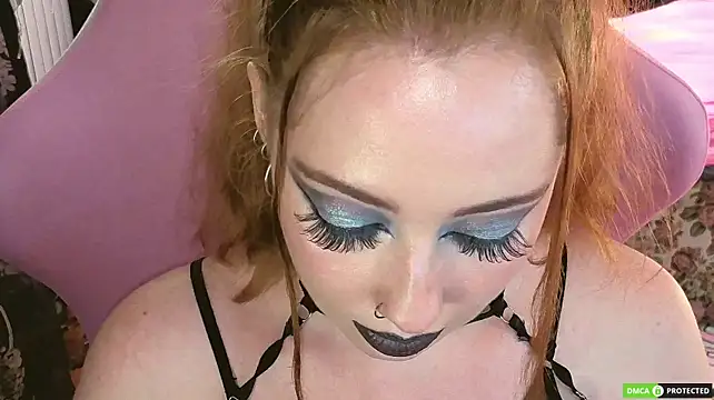 TinaBrook Chat XXX live