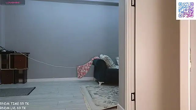 XXX chat uživo modela ellie_kimi