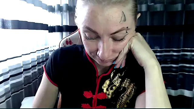 cold_lollipop Chat XXX in diretta