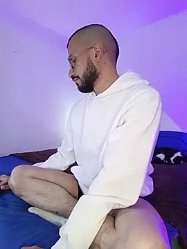 LuckyMarksn Live XXX chat