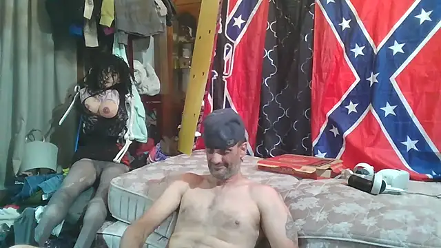 slinginbigD's Live XXX Chat