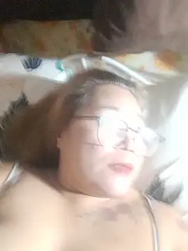 loriepinay46 XXX чат на живо
