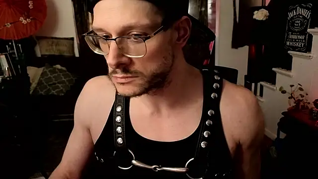 MasterDaddyCool Chat XXX in diretta