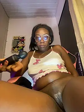 Chat +18 de GaiaFiore ao vivo