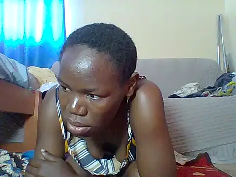 Blacksexyqueen24's Live XXX Chat
