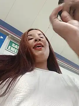 Chat +18 de Xiomara_fiery ao vivo