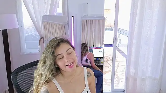 צ'אט XXX בשידור חי של Tawny_cox