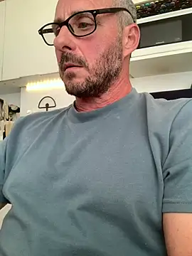 Lucid50 Live XXX Chat