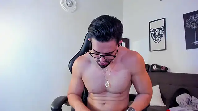 Justin_kingX7のライ ブXXXチャット