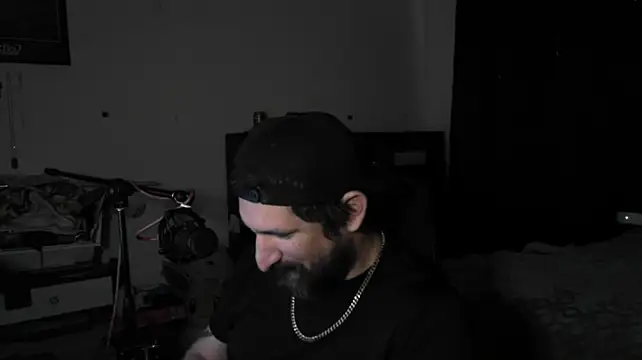 DevilPup75_ élő XXX-chatje