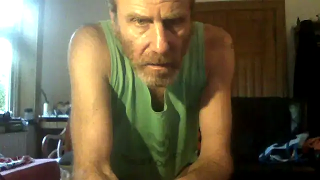 Czat XXX na żywo – Greg0ri73