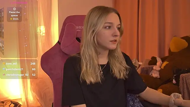 ViolaMore's Live XXX Chat
