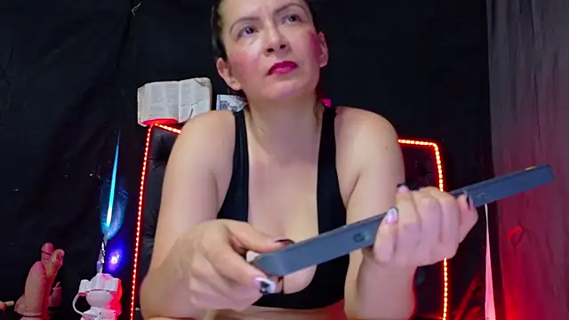 Katty_dirty31: απευθείας συνομιλία ΧΧΧ
