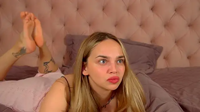 Chat +18 de AnitaVenture ao vivo