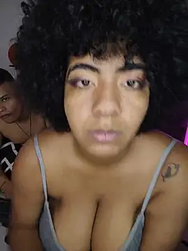 ElaAndNox live XXX chat
