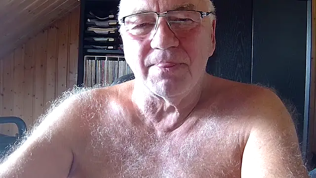 XXX chat uživo modela biggandybig