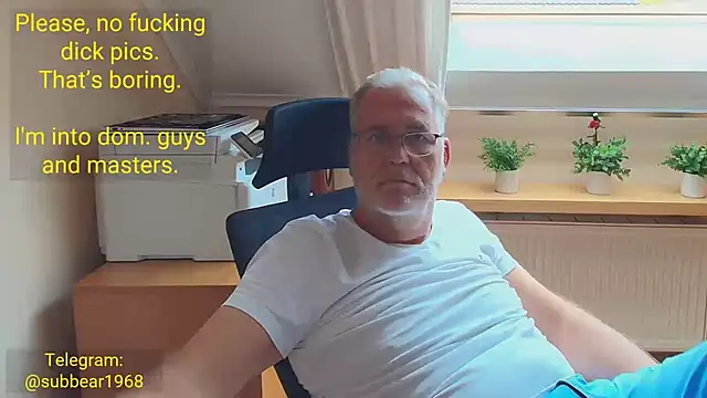 subbear1968's Live XXX Chat
