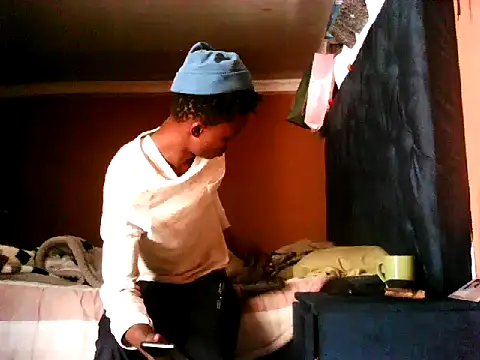 Proudndlovu Live XXX-Chat