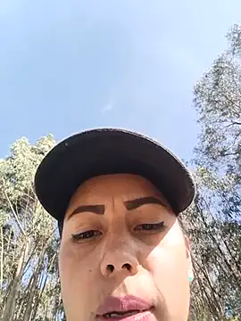 צ'אט XXX בשידור חי של _andrea30