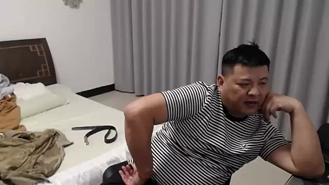 Chat XXX en directo de zhang1118