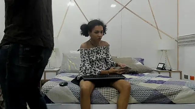angel_modeusSucubo's Live XXX Chat