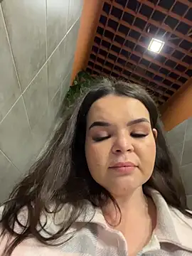 SnowWhiteSin's Live XXX Chat