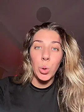 Aussielulu's Live XXX Chat