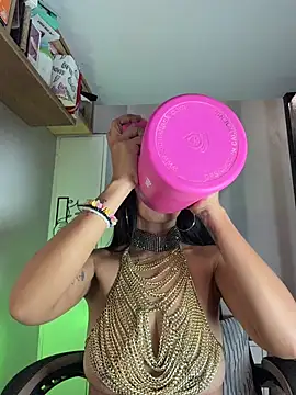 AsianMilfSheryl Live XXX Chat