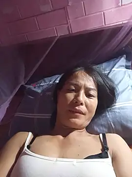 Chat +18 de Lily-ly ao vivo