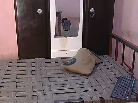 HotXKrish 라이브 XXX 채팅