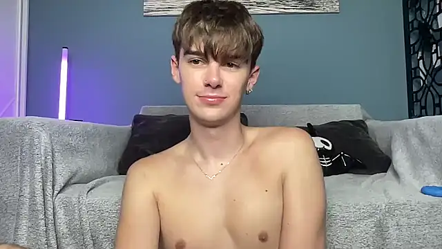 YourMilkyGuy Webcam Show