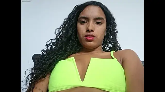 Cataleya_ja Adlı Modelin Canlı XXX Sohbeti