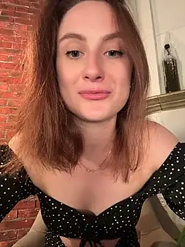 Dina_Tease Adlı Modelin Canlı XXX Sohbeti