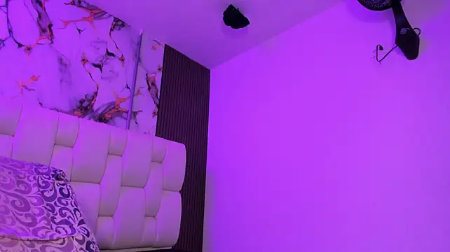 Chat +18 de alisstarr ao vivo