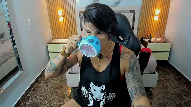 KAROLLJONES1 – Live XXX-chat