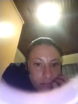 Chat +18 de Hildaqii ao vivo