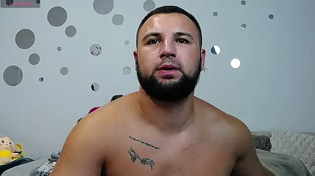 XXX chat uživo modela liam_studd