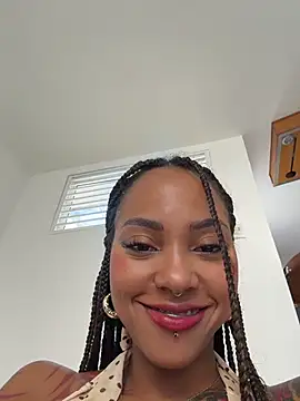 Chatroom XXX en direct de LizStorm_