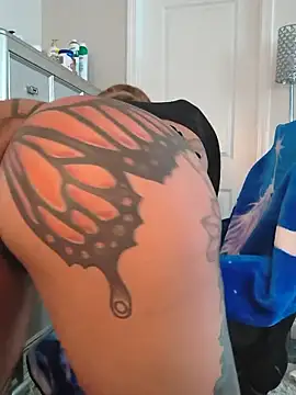 แชท XXX สดของ butterflybootyy