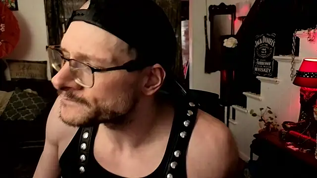 MasterDaddyCool লাইভ XXX চ্যাট