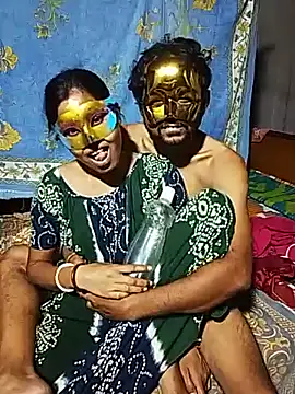 Hot_Urvashi_ Chat XXX live