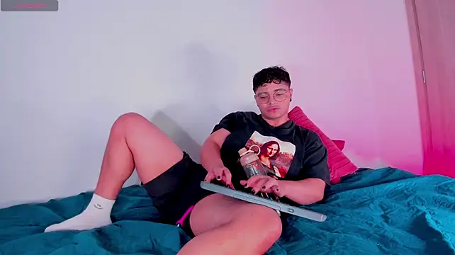 Yossef_ftm's Live XXX Chat