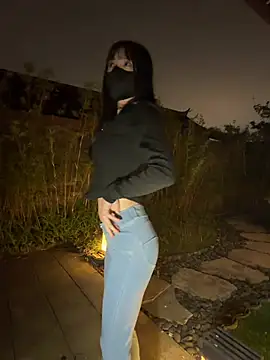 xiao-Lin Chat XXX live